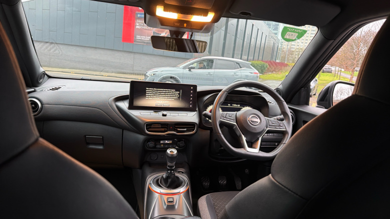 Nissan Juke 1.0 DiG-T N-Connecta 5dr Petrol Hatchback